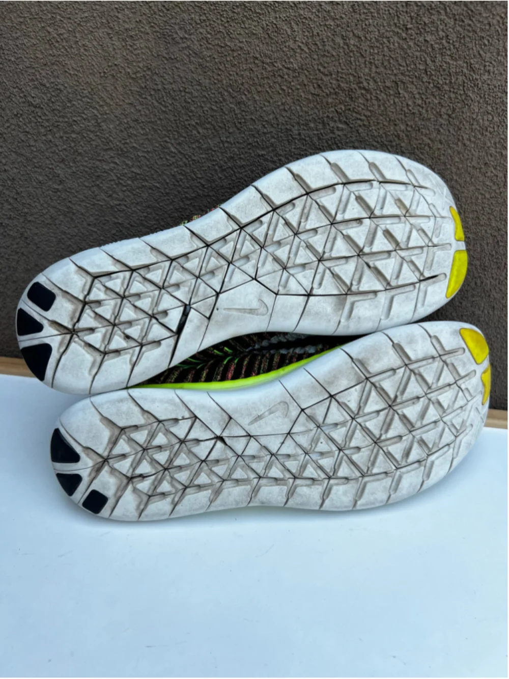 Nike Free RN Flyknit Shoes Womens 9.5 Yellow Multicolor Running Lace Up - Picture 10 of 13